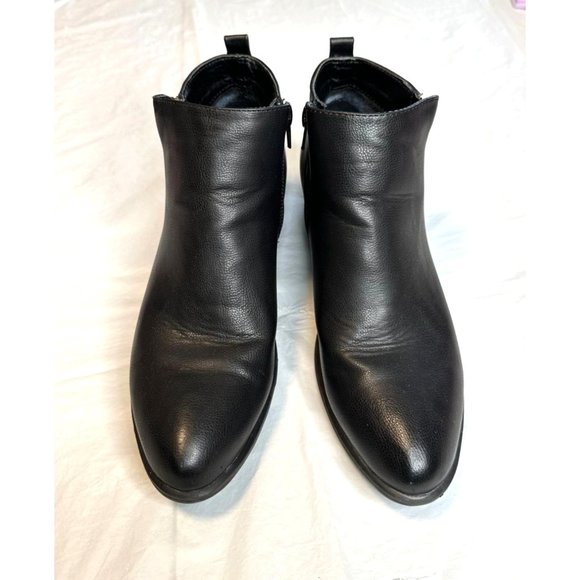 Black Boots Booties Low Heel Zippers Non Skid Outsoles Fashionable Stylish Ankle - Picture 1 of 12